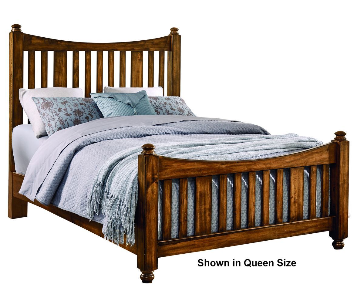 Maple Road - King Slat Poster Bed With Slat Poster Footboard - Antique Amish