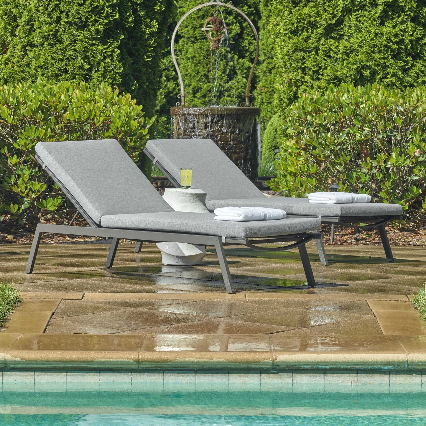 Bea - Outdoor Pool Chaise - Black