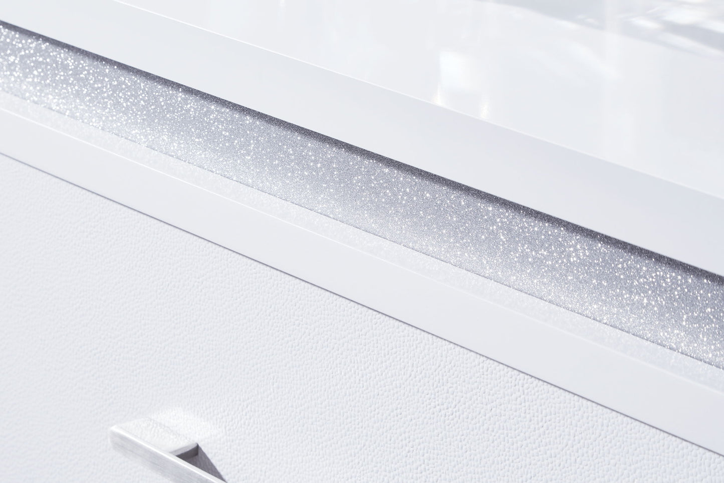 Jarlee - Dresser - White