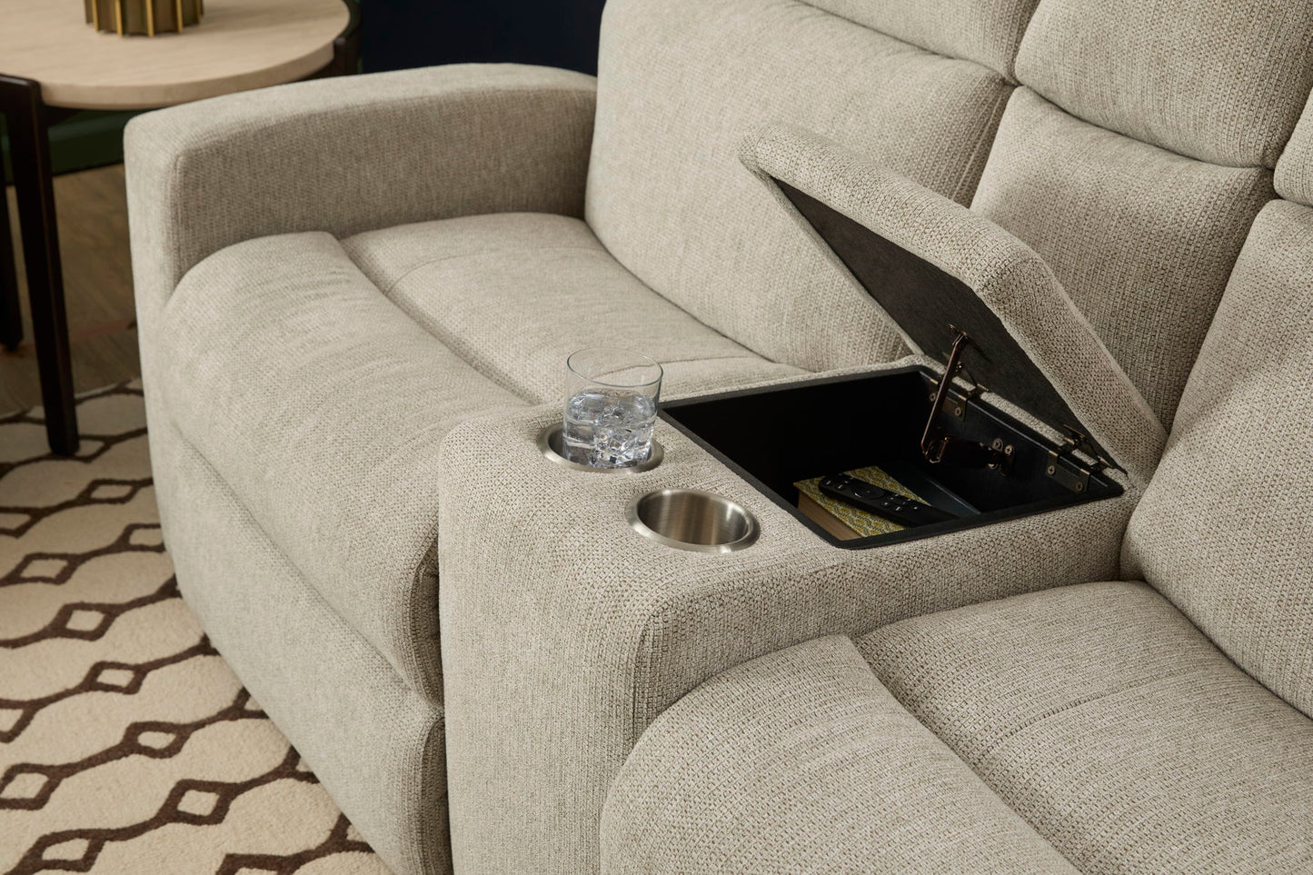 Score - Power Reclining Loveseat