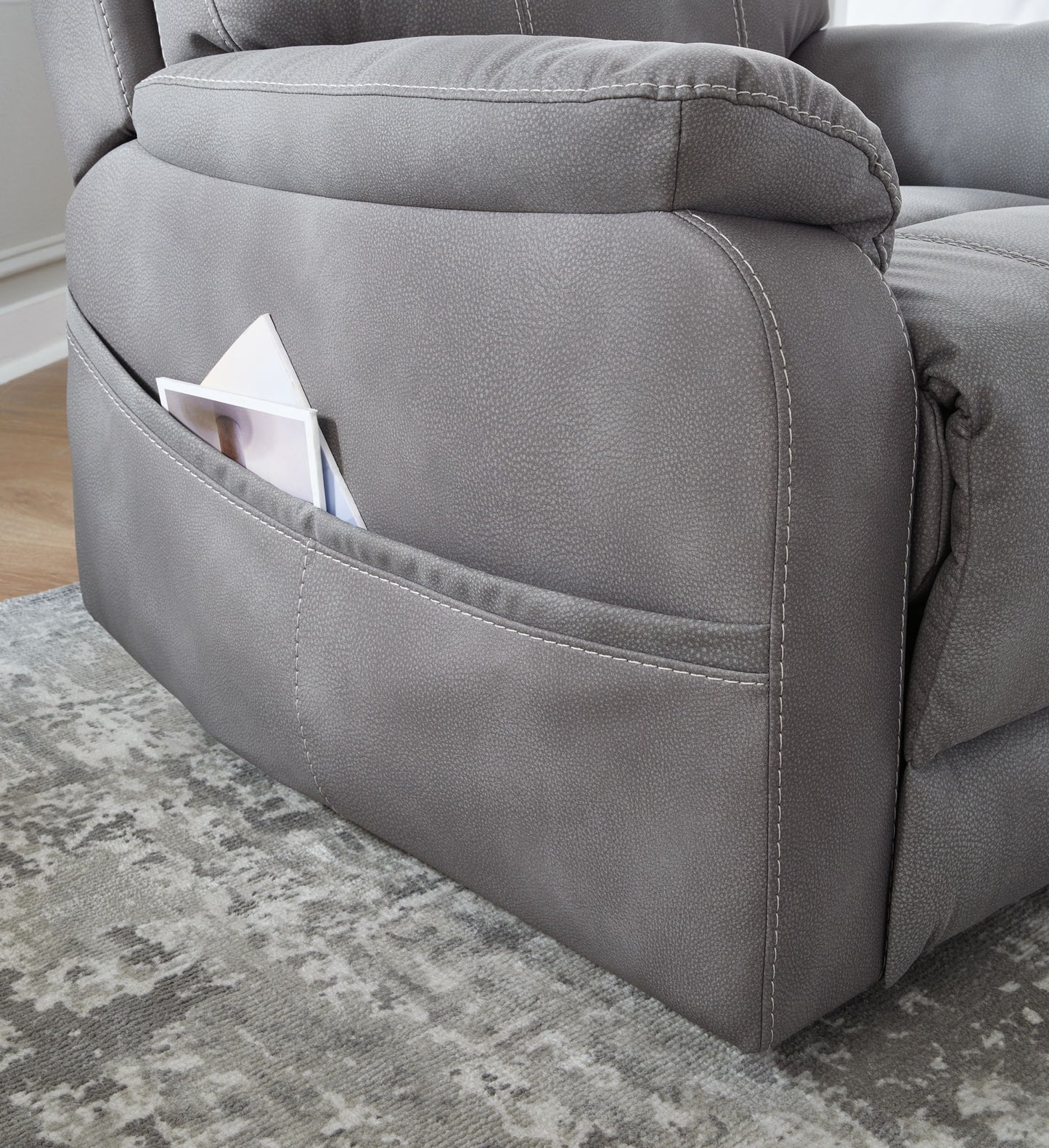 Next-Gen Durapella - Power Lift Recliner