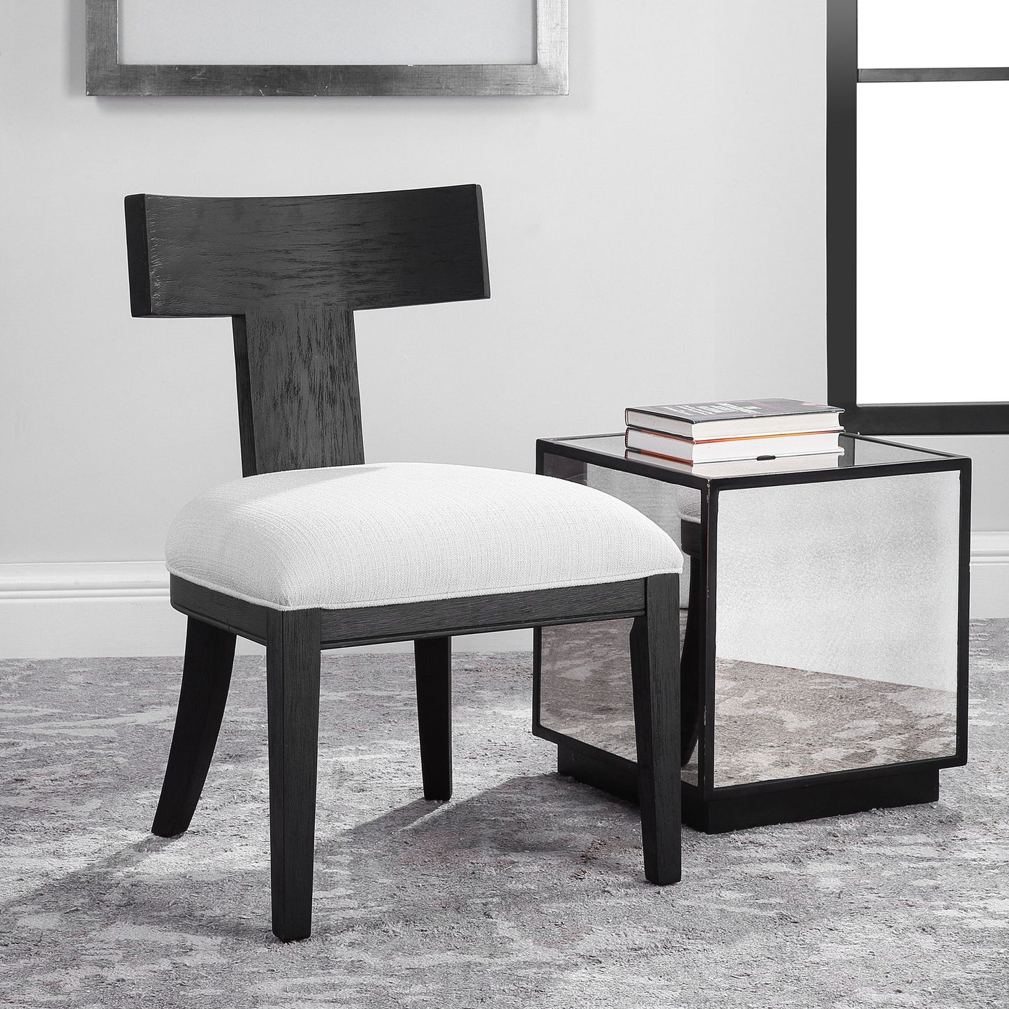 Idris - Armless Chair