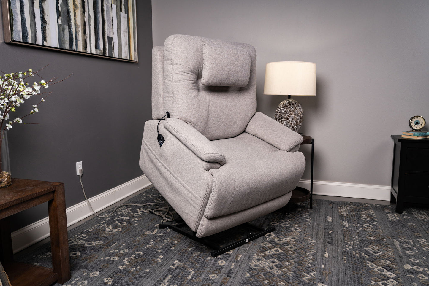 Zecliner Model 2+ - Power Lift Recliner With Power Headrest, Lumbar, Heat & Massage