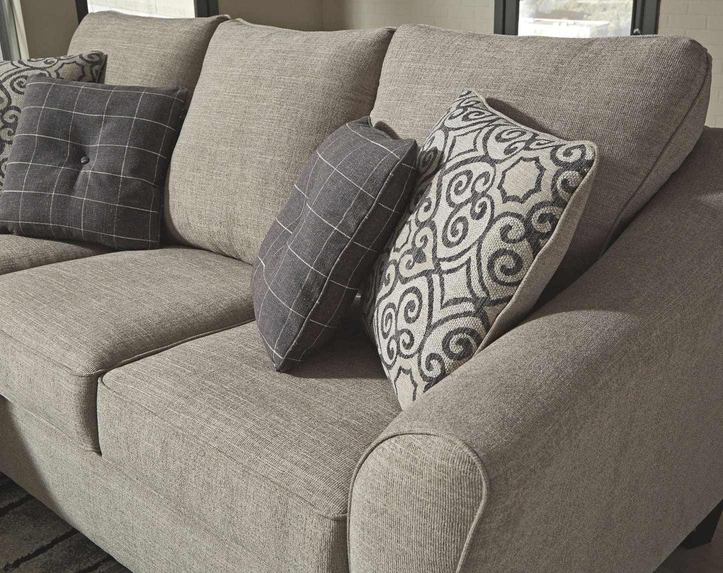 Kestrel - Sofa Chaise - Pearl Silver