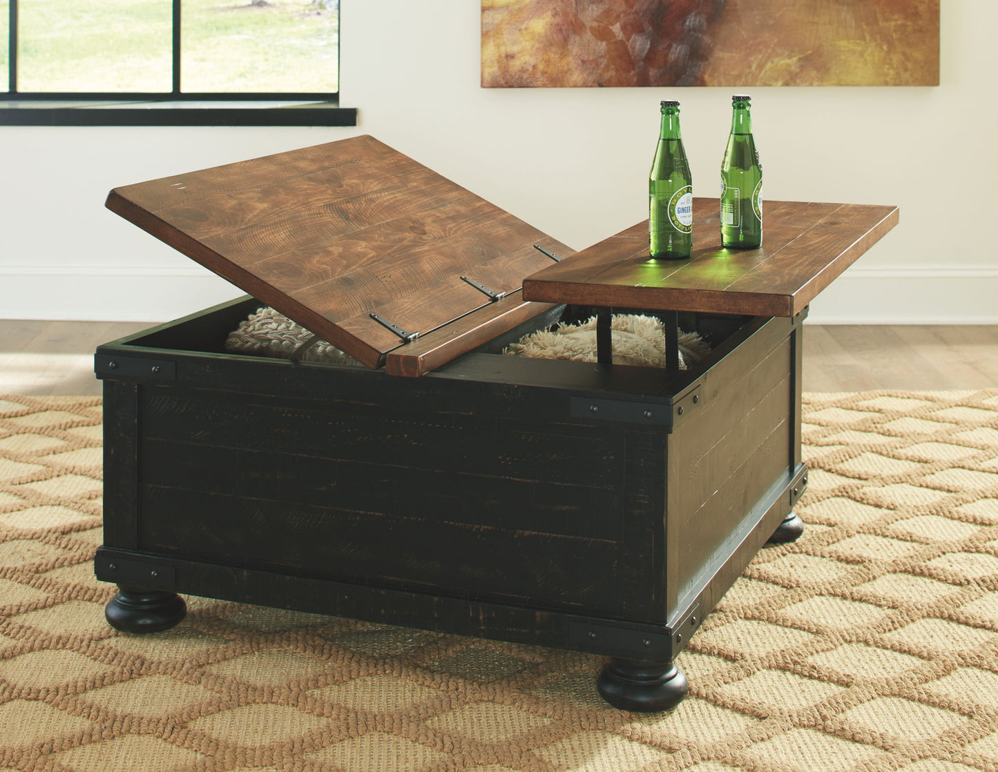 Valebeck - Lift Top Cocktail Table - Black / Brown