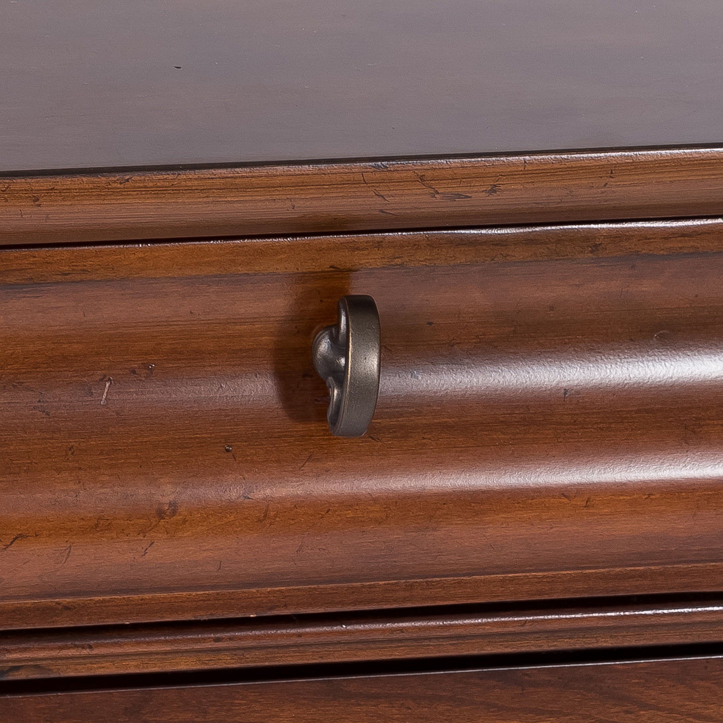 Rustic Traditions - 8 Drawer Dresser