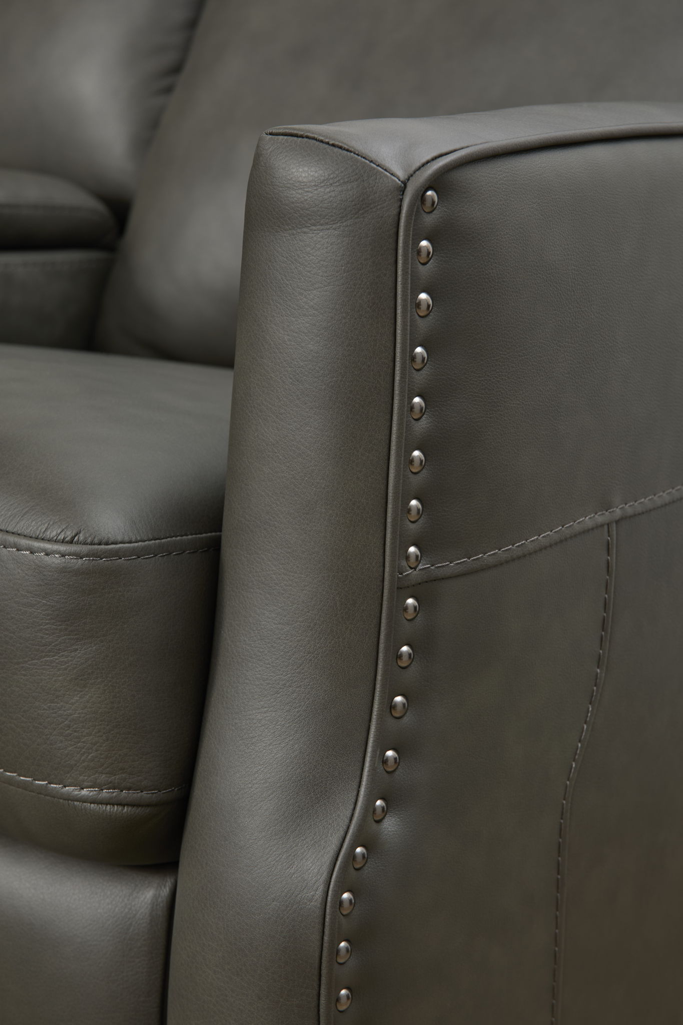 Maxwell - Power Reclining Loveseat