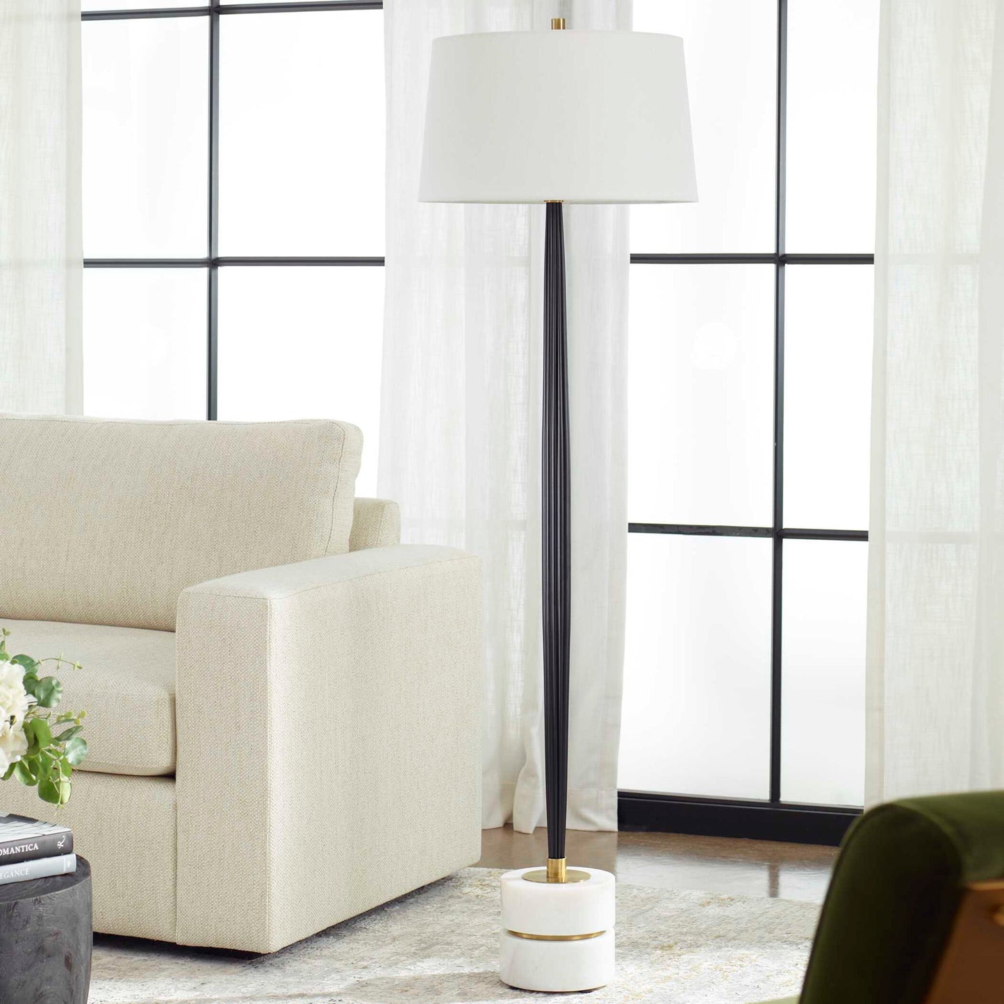 Miraz - Floor Lamp - Black
