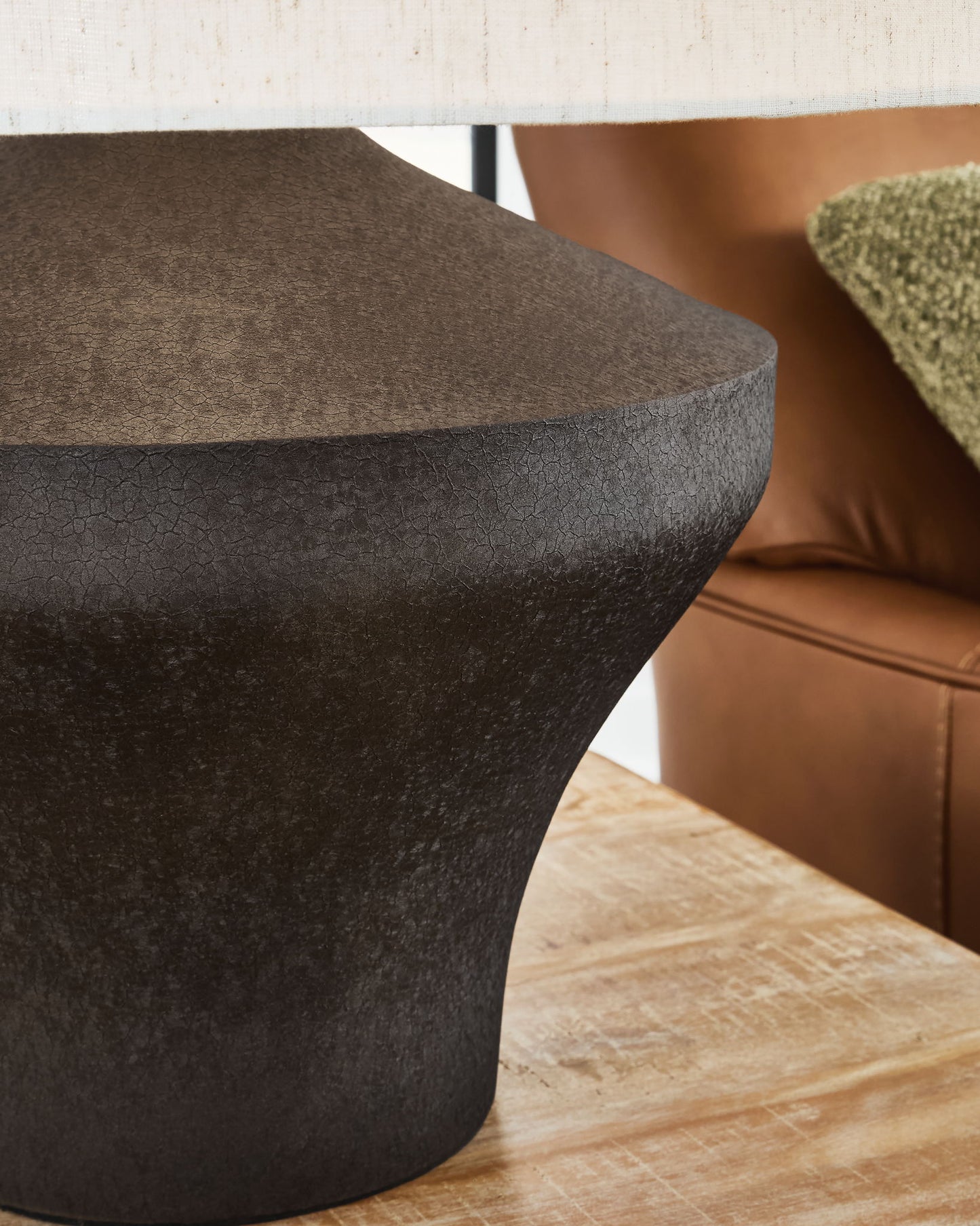 Dolanham - Metal Table Lamp - Distressed Brown