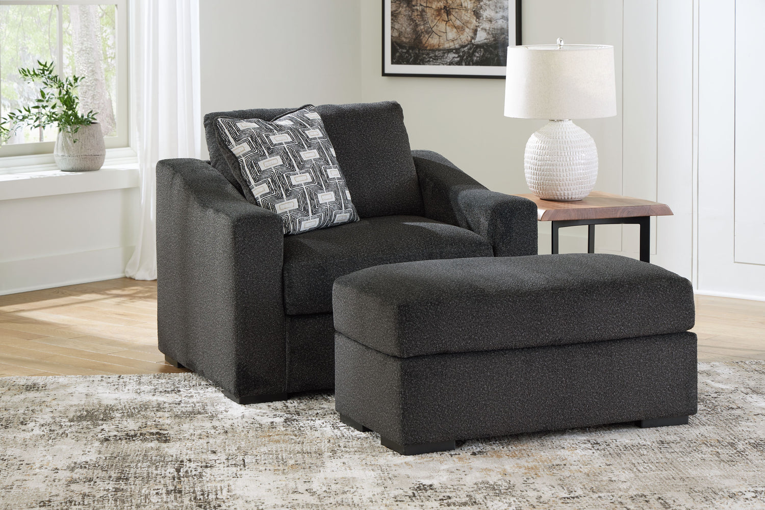 Living Room > Chair & Ottoman